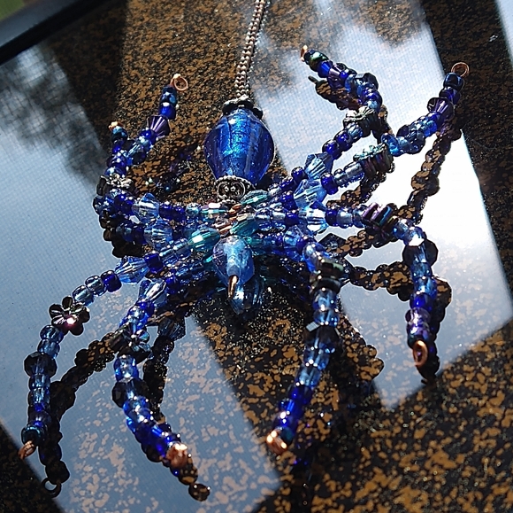 Blue Beaded Spider Pendant - Picture 7 of 9